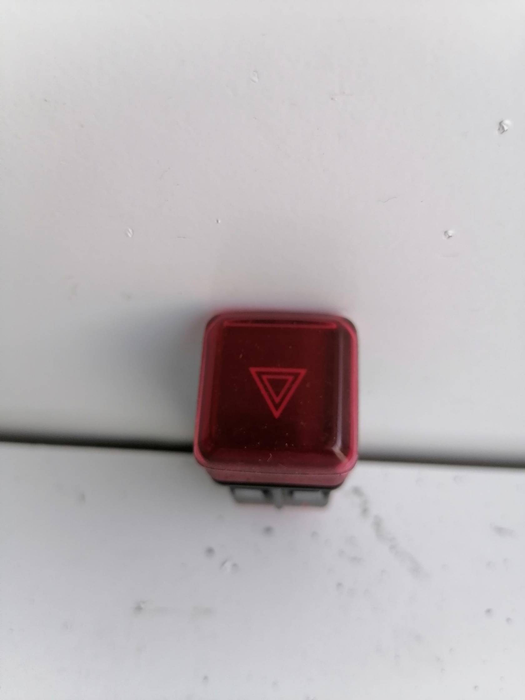 Interruttore luci emergenza